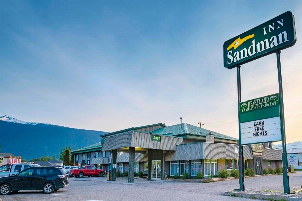 Sandman Inn Mcbride image 1